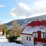 Casa de Férias Pomnenka Jáchymov